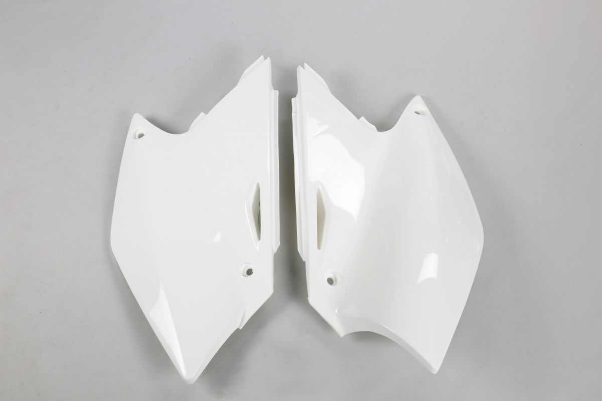 Side Panels white for Kawasaki KXF 250 (2004-05) - REPLICA PLASTICS - KA03755-047 - Ufo Plast