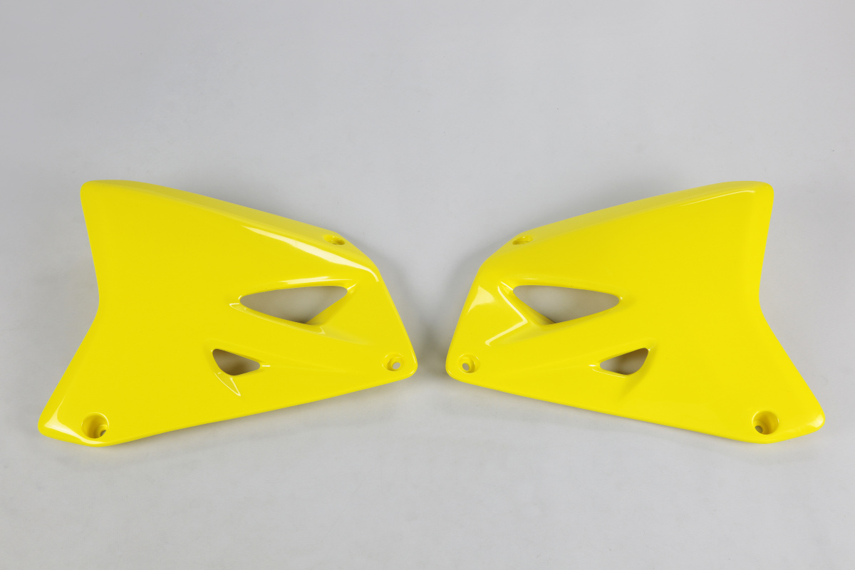 Radiator Covers yellow for Suzuki RM 125 (2001-25) - RM 250 (2001-25) - REPLICA PLASTICS - SU03987-102 - Ufo Plast