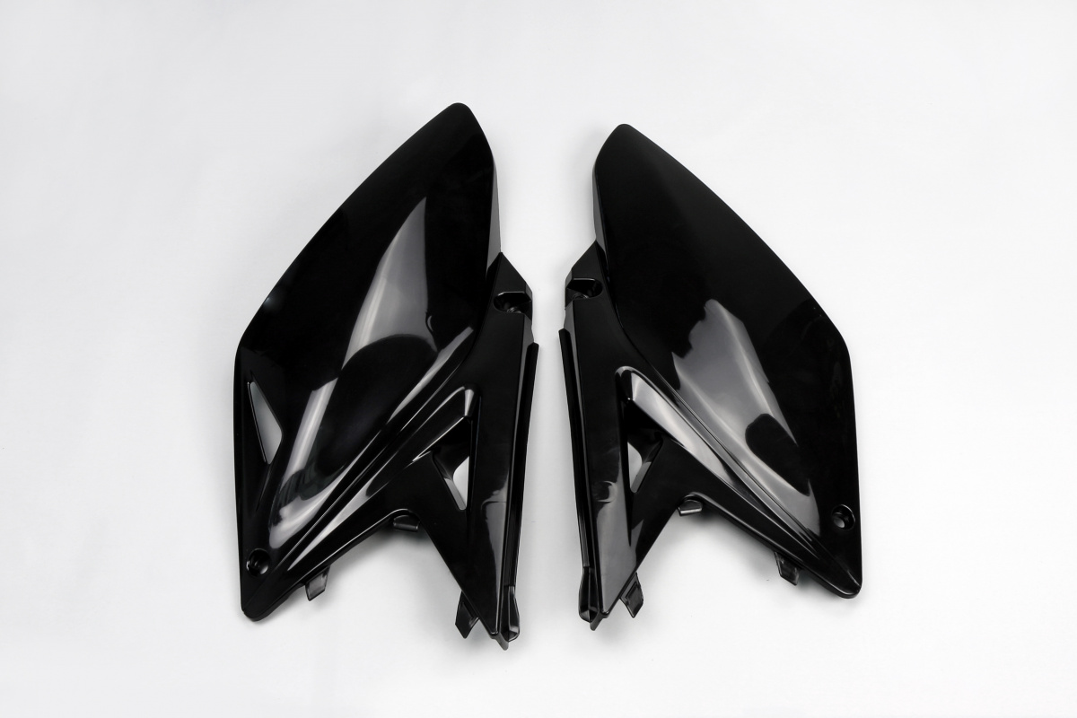 Side Panels black for Suzuki RMZ 250 (2010-18) - REPLICA PLASTICS - SU04929-001 - Ufo Plast