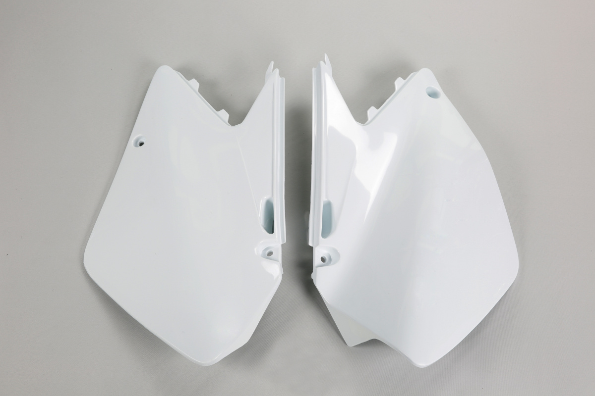 Side Panels white for Suzuki RM 125 (2006-25) - RM 250 (2006-25) - REPLICA PLASTICS - SU04900-041 - Ufo Plast