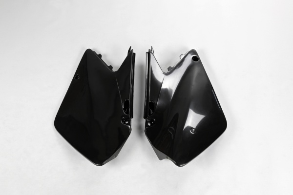 Side panels - black - Suzuki - REPLICA PLASTICS - SU03996-001 - UFO Plast