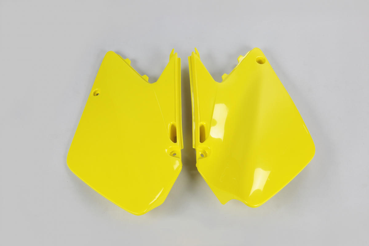 Side panels - yellow 102 - Suzuki - REPLICA PLASTICS - SU03996-102 - UFO Plast