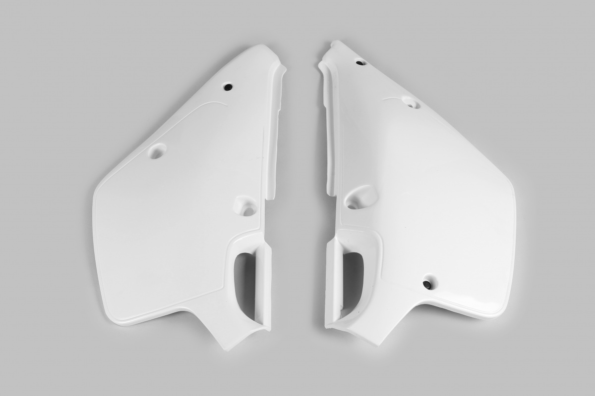 Side panels - white 046 - Yamaha - REPLICA PLASTICS - YA02834-046 - UFO Plast