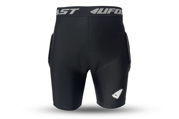 Centurion BV6 shorts with hip protection and internal cycling pad